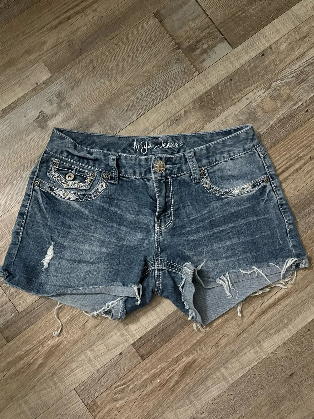 Ariya Jeans Distressed Denim Shorts